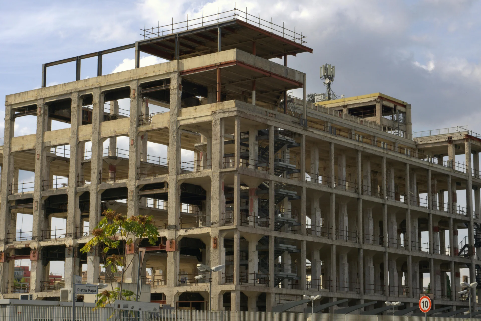 Pengembangan Kawasan Properti & Niaga